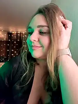 Juicy PeachLux online show from 12-01-25, 06:42