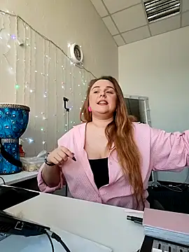 Snapshot of Juicy_PeachLux chatting on 02-19-26, 06:54 Juicy PeachLux online show from 02-19-26, 06:54