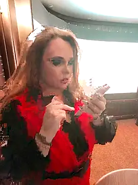 Juicy PeachLux online show from 04-25-26, 03:53