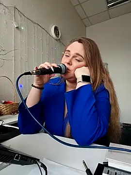 Juicy PeachLux online show from 05-02-26, 08:08