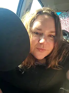 Bigmouthbitch online show from 11-18-25, 06:11