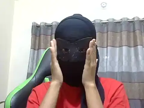 Snapshot of OliviaIslamm chatting on 03-05-25, 01:50 OliviaIslamm online show from 03-05-25, 01:50