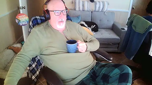 superbearboss online show from 01-10-26, 06:03