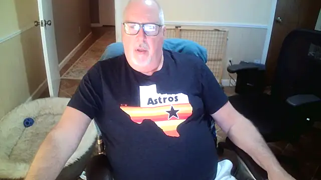 superbearboss online show from 10-24-25, 01:21