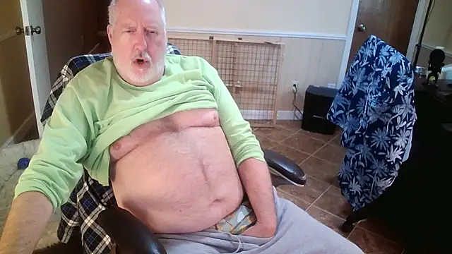 superbearboss online show from 11-21-25, 04:39