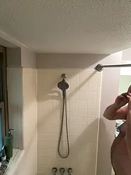 superbearboss online show from 12-22-25, 11:27