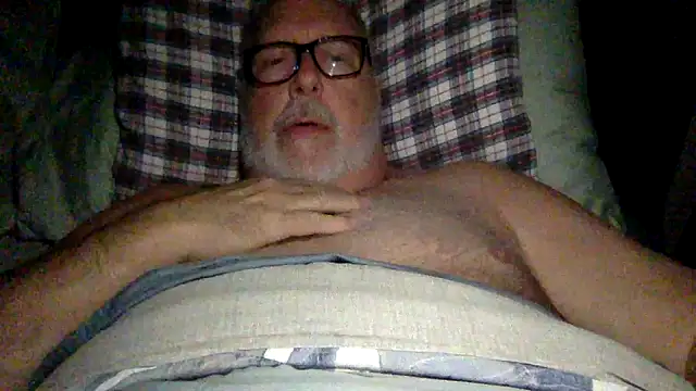 superbearboss online show from 11-24-25, 06:57