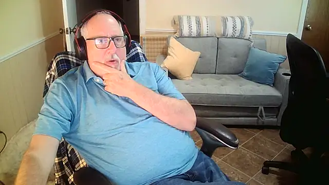 superbearboss online show from 04-14-26, 06:35