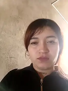 Karina Leon online show from 11-24-25, 06:08