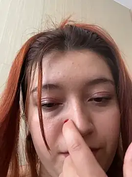 Snapshot of Karina_Leon chatting on 05-29-26, 07:20 Karina Leon online show from 05-29-26, 07:20