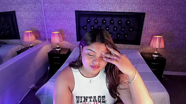 Scarlett  Johanson online show from 03-15-25, 09:30