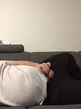 Snapshot of Derbaer1990 chatting on 11-09-25, 01:37 Derbaer1990 online show from 11-09-25, 01:37