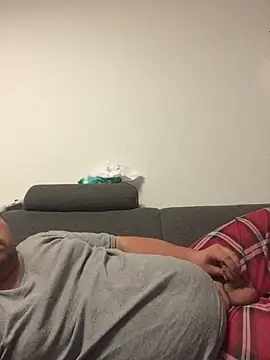 Snapshot of Derbaer1990 chatting on 09-15-25, 07:14 Derbaer1990 online show from 09-15-25, 07:14