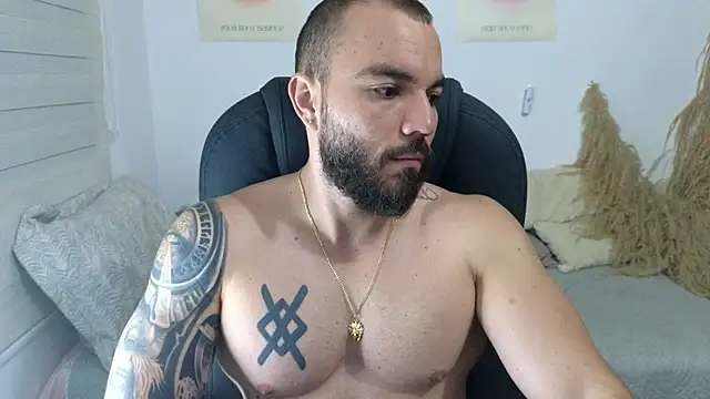 Isaac Carter online show from 12-23-25, 11:09