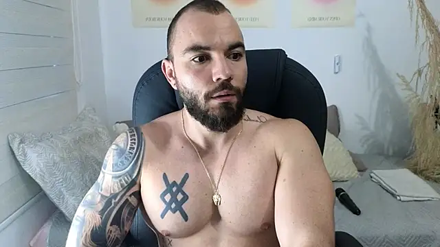 Isaac Carter online show from 12-01-25, 11:33