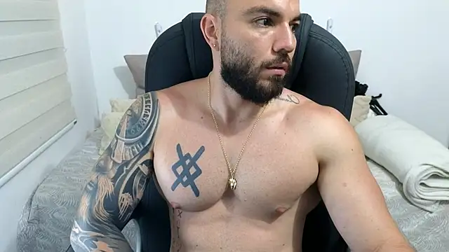 Snapshot of Isaac_Carter chatting on 05-19-26, 10:55 Isaac Carter online show from 05-19-26, 10:55