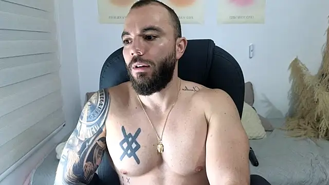 Isaac Carter online show from 11-28-25, 10:48