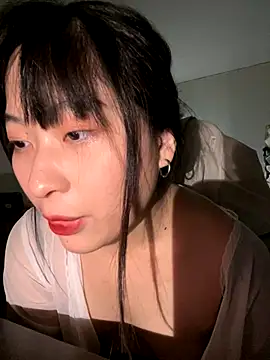 Snapshot of 214Jun chatting on 09-29-25, 04:01 214Jun online show from 09-29-25, 04:01