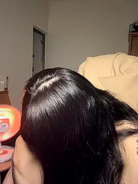 214Jun online show from 11-28-25, 04:07