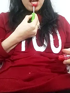 saraaxx1 online show from 03-12-25, 08:20