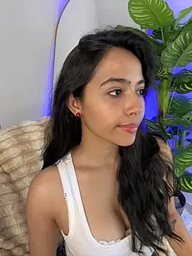  Emily Thompson  online show from 07-29-26, 02:22