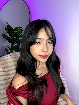  Emily Thompson  online show from 11-20-25, 03:18