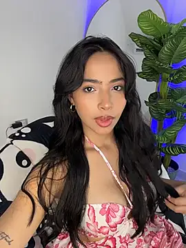  Emily Thompson  online show from 07-22-26, 03:41