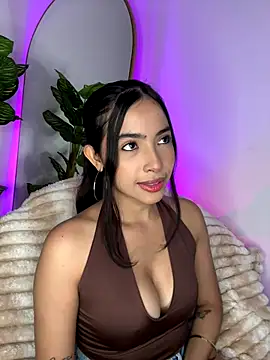  Emily Thompson  online show from 11-16-25, 03:00