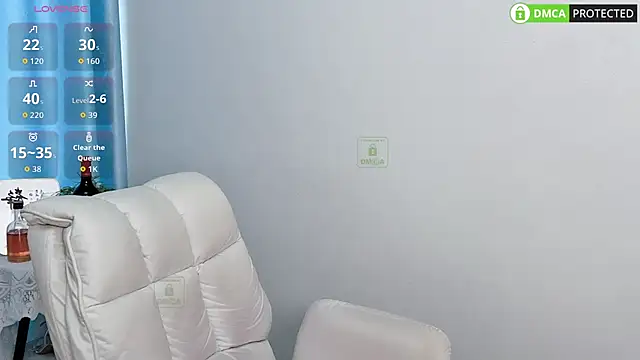 Dewluna online show from 10-13-25, 02:57