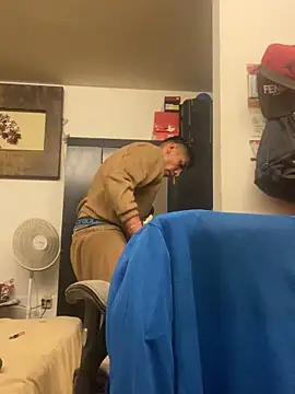 Feendy17 online show from 02-25-26, 07:52