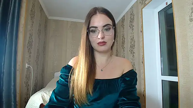 Snapshot of Leila_Kissyu chatting on 10-12-25, 05:25 Leila Kissyu online show from 10-12-25, 05:25