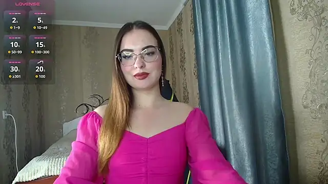 Snapshot of Leila_Kissyu chatting on 04-30-26, 03:30 Leila Kissyu online show from 04-30-26, 03:30