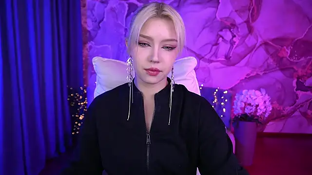 SelenaIris online show from 10-03-25, 06:26