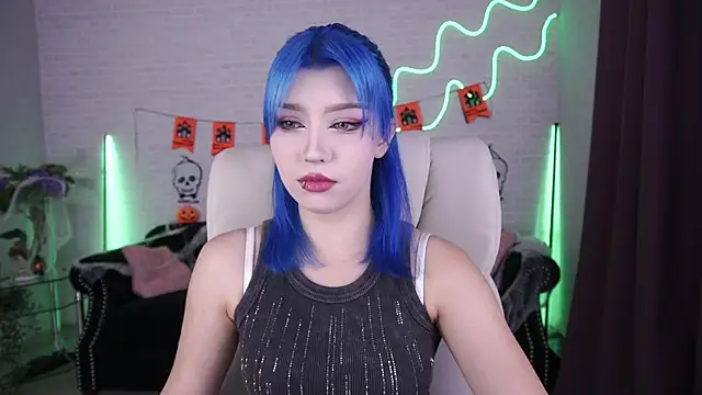 SelenaIris online show from 10-28-25, 09:03