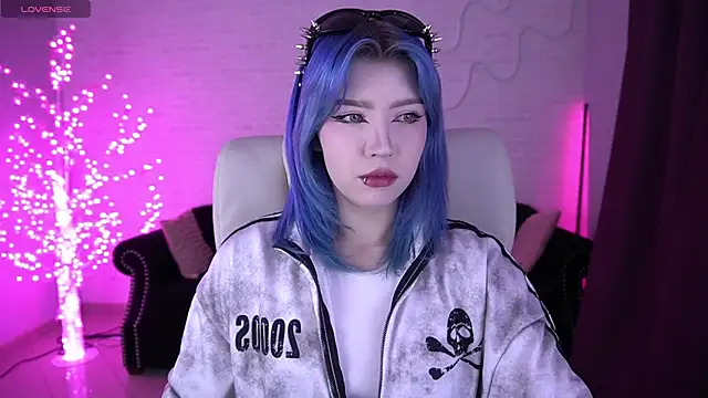 SelenaIris online show from 02-12-26, 07:19