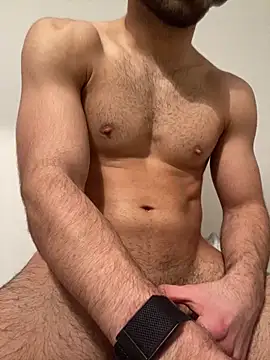 Snapshot of LucianDraven chatting on 04-07-26, 08:10 LucianDraven online show from 04-07-26, 08:10