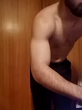 Snapshot of LucianDraven chatting on 03-08-25, 11:28 LucianDraven online show from 03-08-25, 11:28