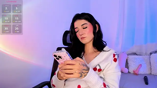 Hi Soyfer online show from 12-21-25, 01:24