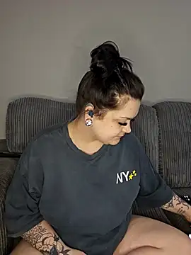 Saucy-Serenity online show from 03-15-26, 11:50