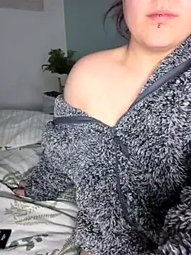 Saucy-Serenity online show from 03-13-25, 06:56