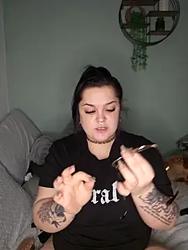 Saucy-Serenity online show from 02-24-26, 08:21