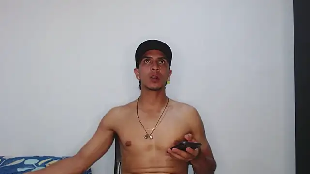 Monkey uchiha777 online show from 11-03-25, 11:52