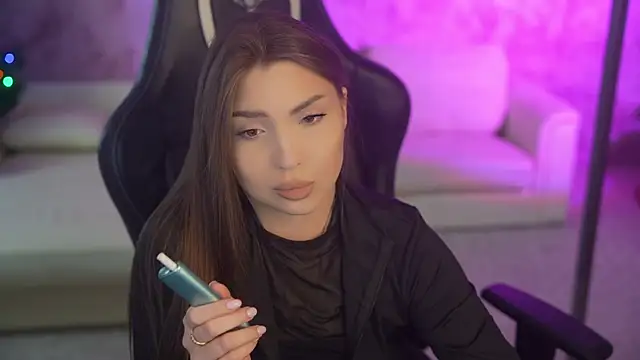 Billie054 online show from 12-18-25, 07:46