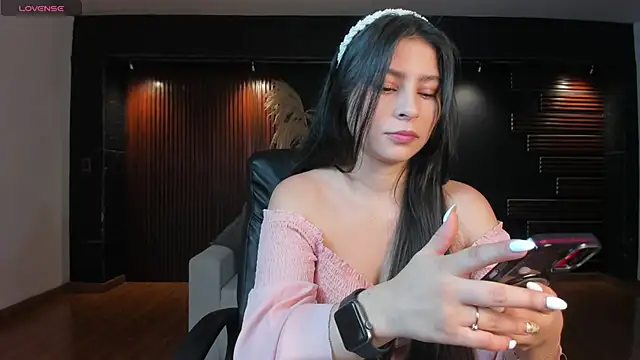 Snapshot of Catalina_Santhana chatting on 09-27-25, 05:30 Catalina Santhana online show from 09-27-25, 05:30