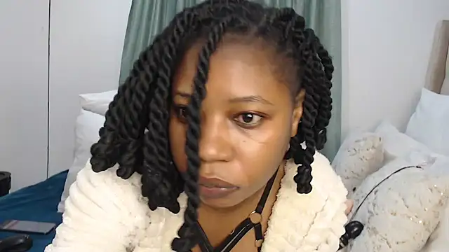 MystiqueTeee online show from 06-07-26, 02:06