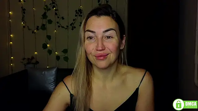 Kiss julli88I online show from 01-12-26, 06:26