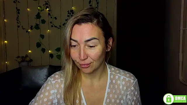 Kiss julli88I online show from 01-11-26, 06:26