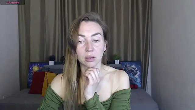 Snapshot of Kiss_julli88I chatting on 03-16-25, 06:34 Kiss julli88I online show from 03-16-25, 06:34