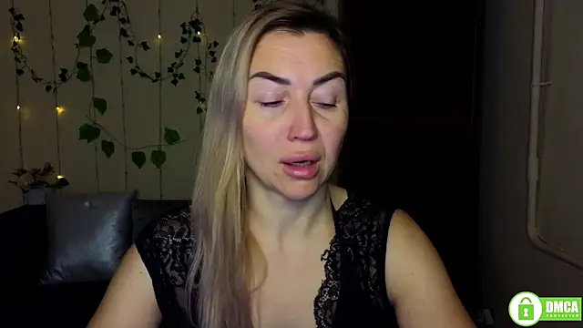 Kiss julli88I online show from 01-14-26, 06:22