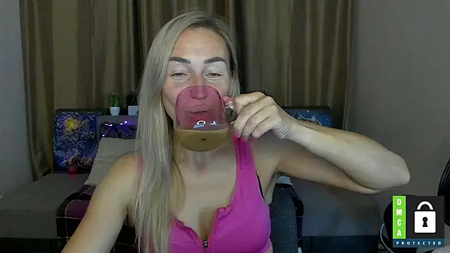 Snapshot of Kiss_julli88I chatting on 09-30-25, 05:30 Kiss julli88I online show from 09-30-25, 05:30